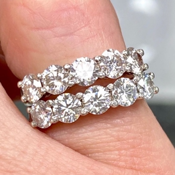 1.25 Carat Moissanite Diamond Wedding Band - Picture 7 of 7